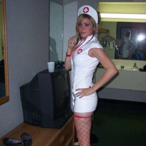 Horny_nurse_0318