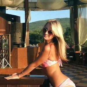 Private Frauensexkontakte wie pia_pia2018 online kennenlernen