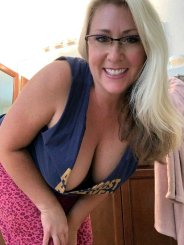 Nicole_Bl will jetzt Sex und ist (48) Jahre alt